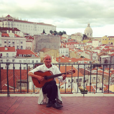 man-singing-castello-lisbon-lisboa-portugal